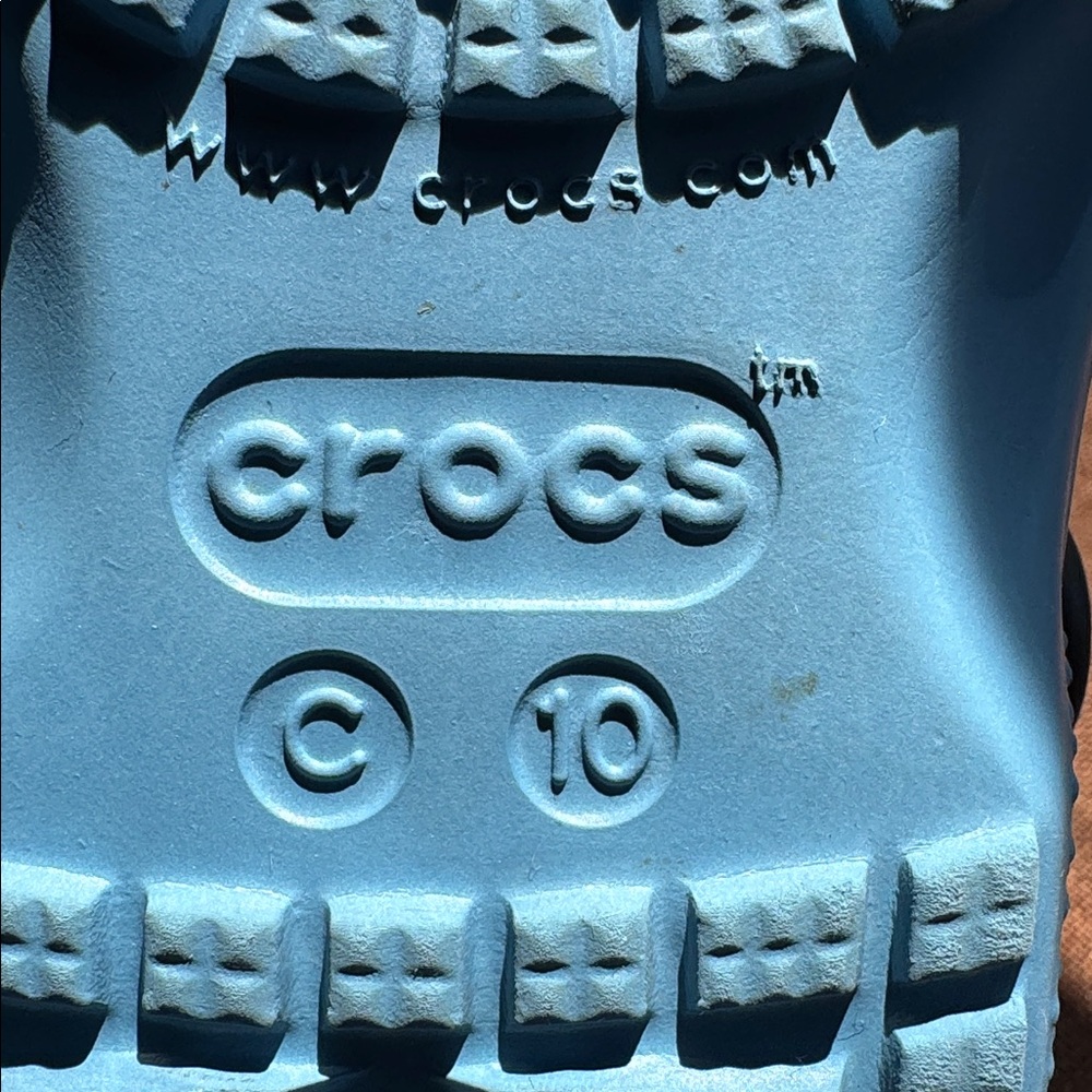 Crocs Minions - Picture 7 of 7